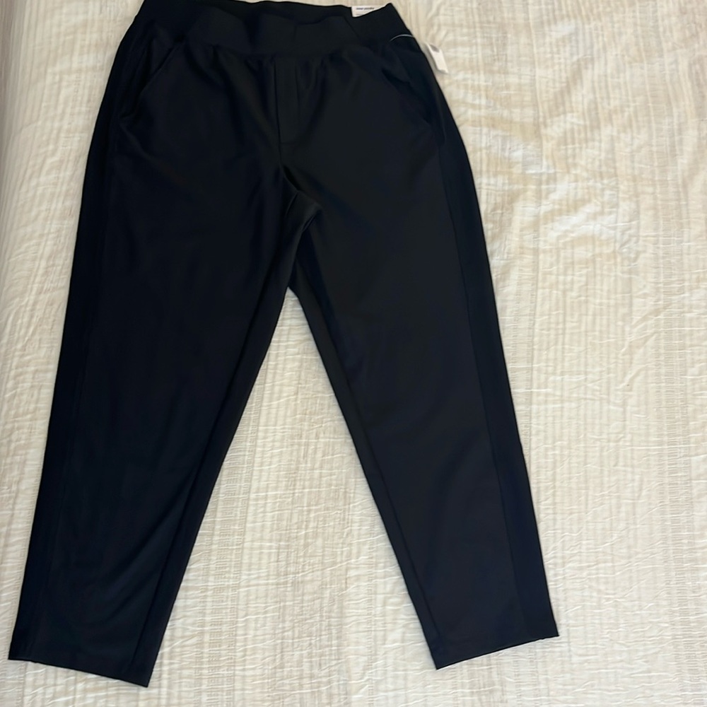 Old Navy high-rise Powersoft tapered ankle pant